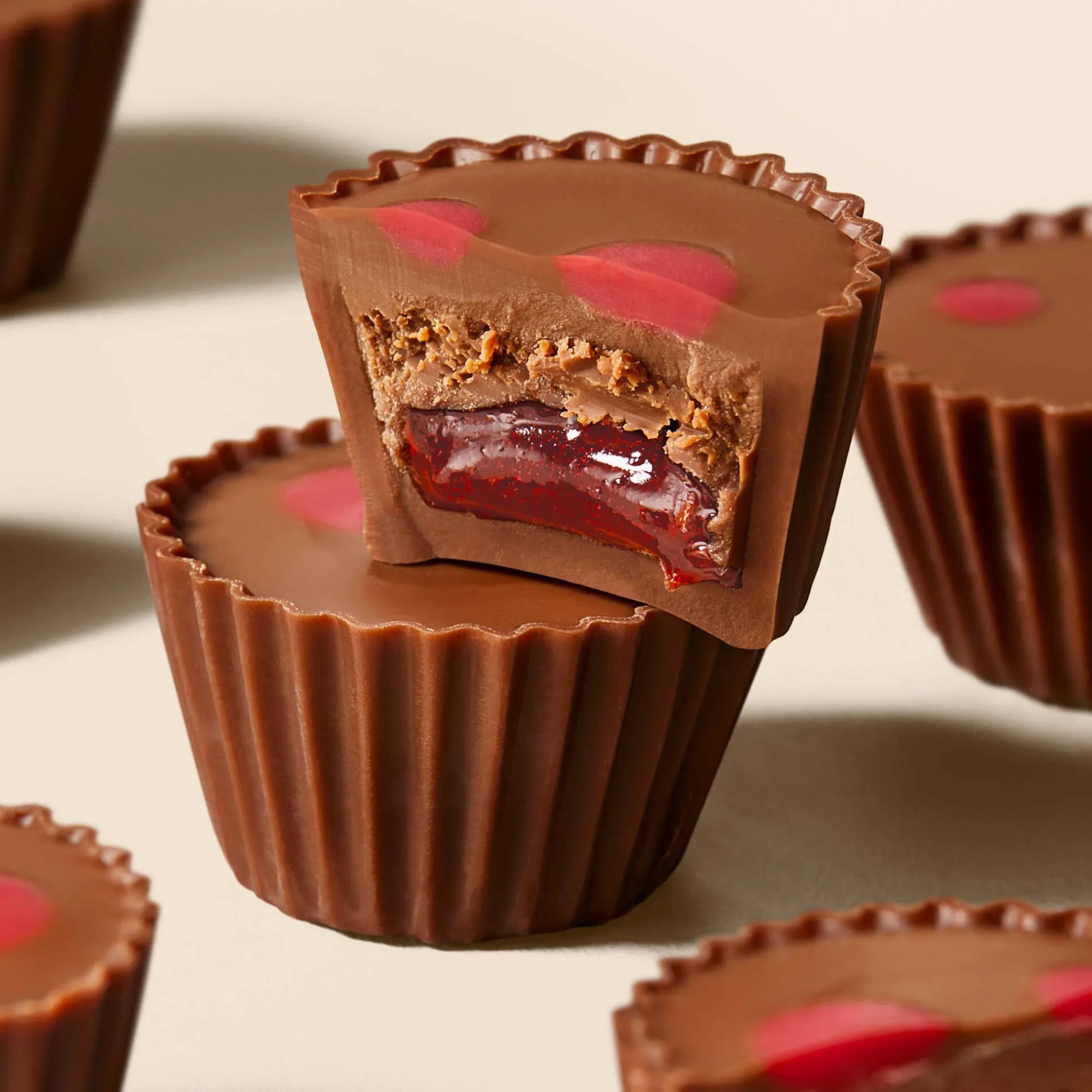 Milk Chocolate|Fruity Chocolate<Hotel Chocolat Peanut Butter and Jelly Selector