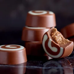 Milk Chocolate|Nut Chocolate<Hotel Chocolat Praline Chocolate Selector